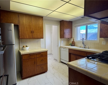 5225 Maricopa Street - Photo Thumbnail 5