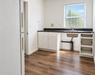 12801 Norwalk - Photo Thumbnail 4