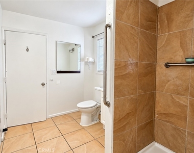 12801 Norwalk - Photo Thumbnail 4