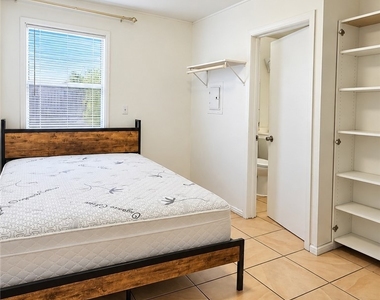 12801 Norwalk - Photo Thumbnail 6