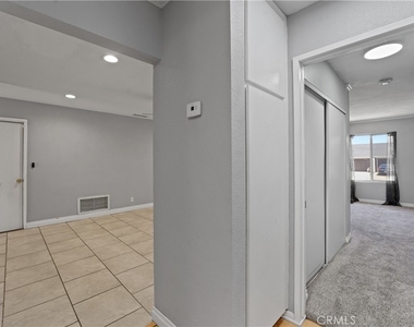 1682 Sycamore - Photo Thumbnail 14