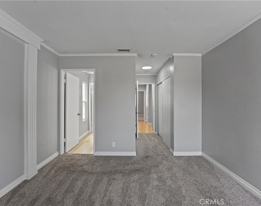 1682 Sycamore - Photo Thumbnail 16