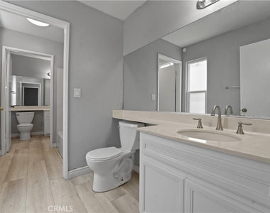 1682 Sycamore - Photo Thumbnail 18