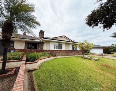 308 Somerset - Photo Thumbnail 27
