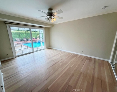 308 Somerset - Photo Thumbnail 12