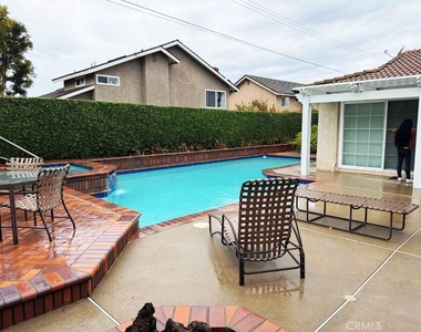308 Somerset - Photo Thumbnail 20