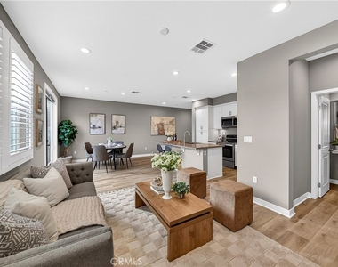 5372 Harvard Way - Photo Thumbnail 3