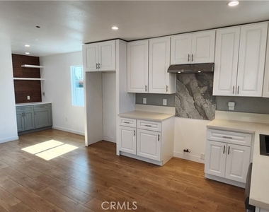 2333 Evergreen Street - Photo Thumbnail 1
