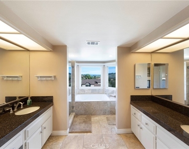 30932 Colonial Place - Photo Thumbnail 32
