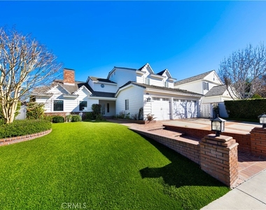 30932 Colonial Place - Photo Thumbnail 1