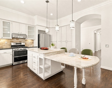 82 Winslow - Photo Thumbnail 5