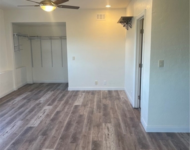 33536 Valle Road - Photo Thumbnail 1
