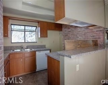 94 Lakepines - Photo Thumbnail 7