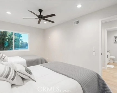22752 Bayshore Lane - Photo Thumbnail 18