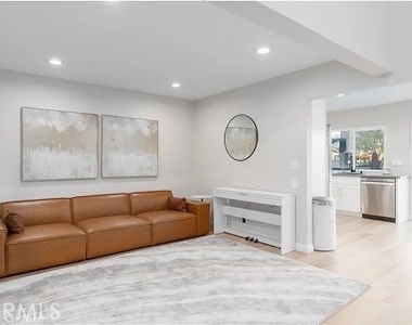 22752 Bayshore Lane - Photo Thumbnail 5