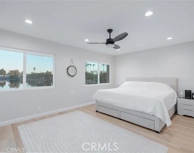 22752 Bayshore Lane - Photo Thumbnail 12