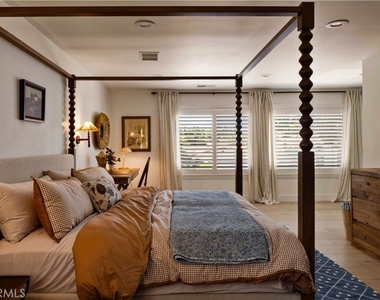 1096 Tulare - Photo Thumbnail 17