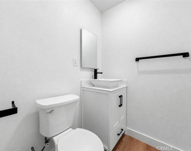 3518 W Orange Avenue - Photo Thumbnail 6