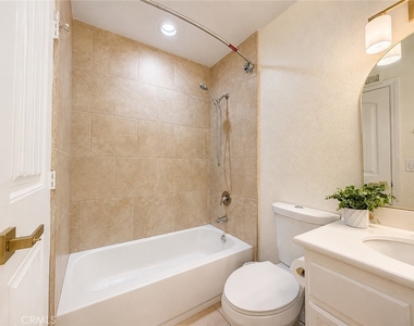4924 Verde - Photo Thumbnail 10