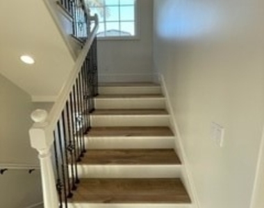 613 Poppy Avenue - Photo Thumbnail 11