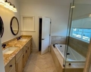 613 Poppy Avenue - Photo Thumbnail 13
