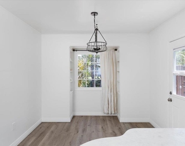 1923 S Tremont Street - Photo Thumbnail 11
