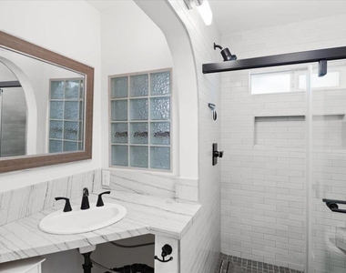 1923 S Tremont Street - Photo Thumbnail 30