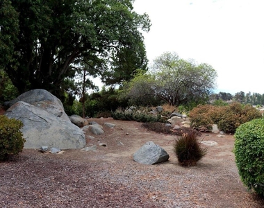 16734 Meandro Court - Photo Thumbnail 20