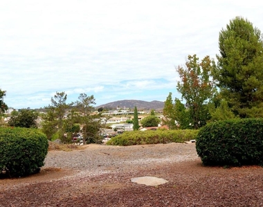 16734 Meandro Court - Photo Thumbnail 19