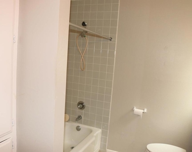 16734 Meandro Court - Photo Thumbnail 16
