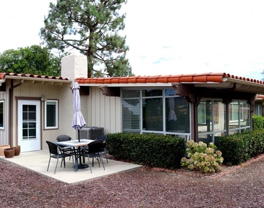 16734 Meandro Court - Photo Thumbnail 7