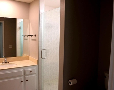 16734 Meandro Court - Photo Thumbnail 18