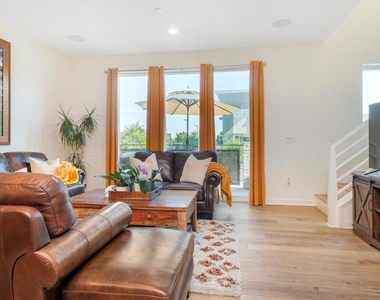 6108 Colt Place - Photo Thumbnail 3