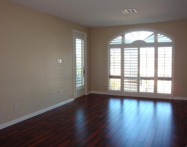 3857 Pell Place - Photo Thumbnail 2