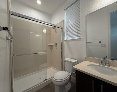 4028 Freestone Place - Photo Thumbnail 17