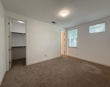 4028 Freestone Place - Photo Thumbnail 14