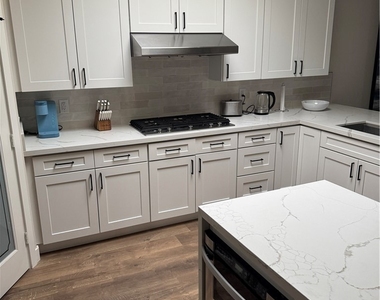 2600 Newport Blv - Photo Thumbnail 17
