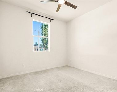 29752 Wolf Glen Court - Photo Thumbnail 4