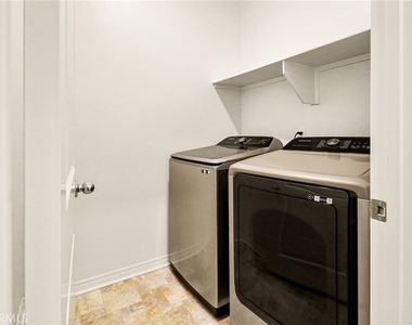 29752 Wolf Glen Court - Photo Thumbnail 14