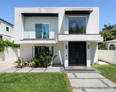 4630 Cedros Avenue - Photo Thumbnail 1