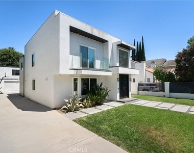 4630 Cedros Avenue - Photo Thumbnail 2