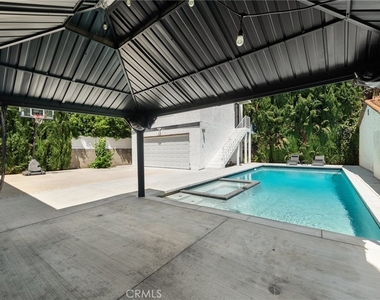 4630 Cedros Avenue - Photo Thumbnail 37