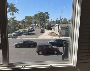 10742 Paramount - Photo Thumbnail 20