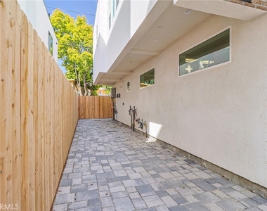 1227 June St - Photo Thumbnail 44