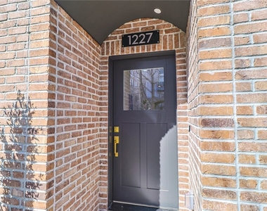 1227 June St - Photo Thumbnail 6