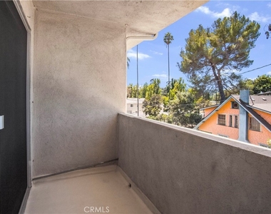 647 Orange Grove - Photo Thumbnail 18
