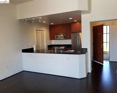 585 9th St - Photo Thumbnail 16