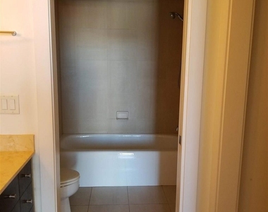 585 9th St - Photo Thumbnail 25