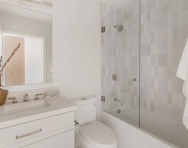 4405 Estrondo Drive - Photo Thumbnail 25
