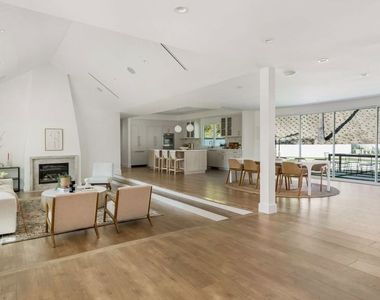 4405 Estrondo Drive - Photo Thumbnail 4
